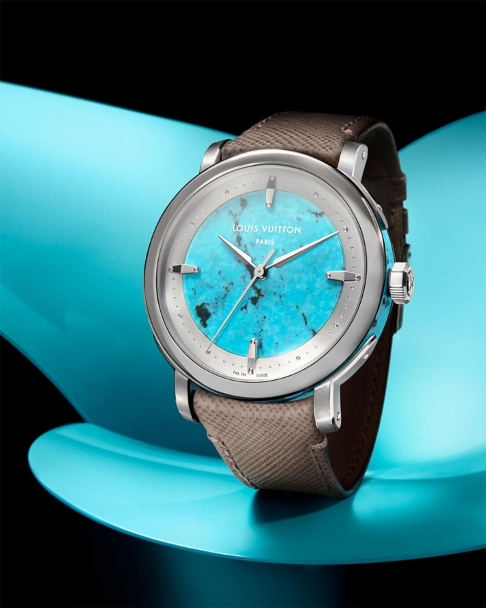 Louis Vuitton представляет беспрецедентные часы в корпусах из бирюзы и малахита